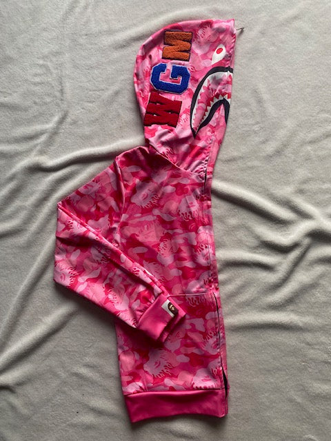 A bathing BAPE