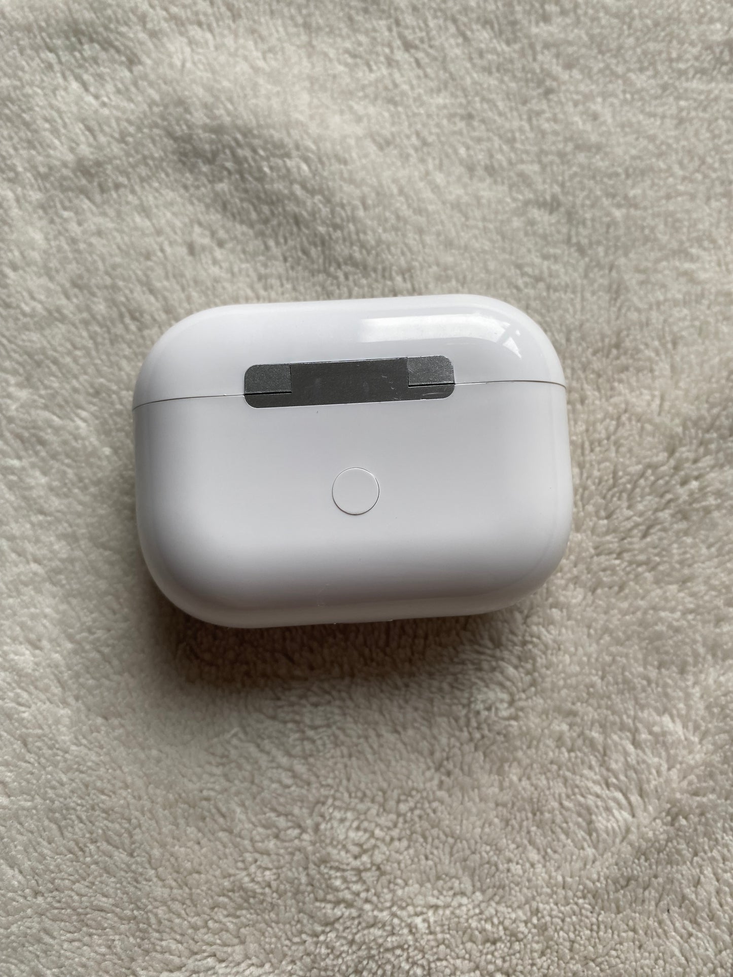 Airpods+ free charging cable