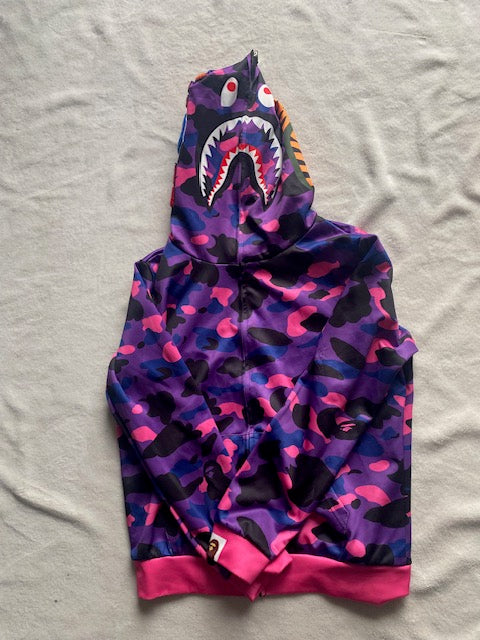 A bathing BAPE